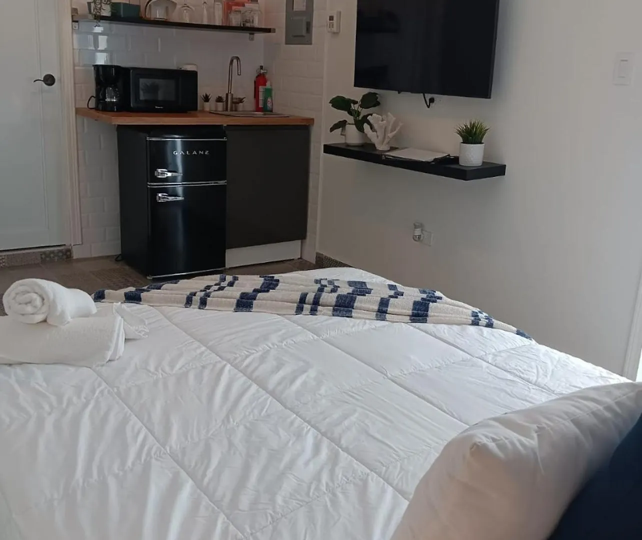 V7 Pr Rental Cozy Room & Great Location San Juan Apartment