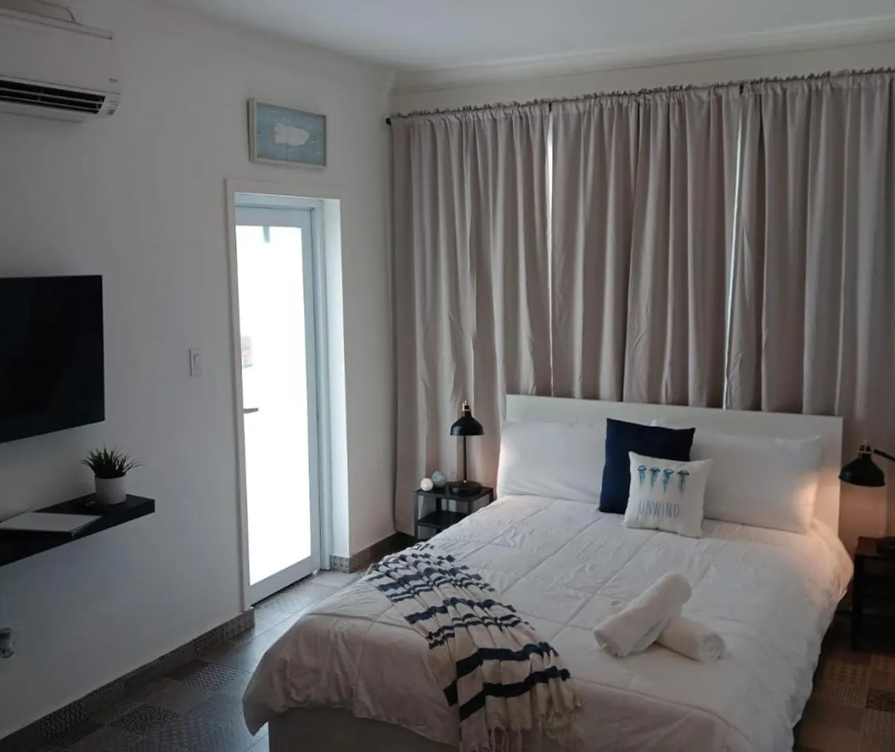 V7 Pr Rental Cozy Room & Great Location San Juan Apartment
